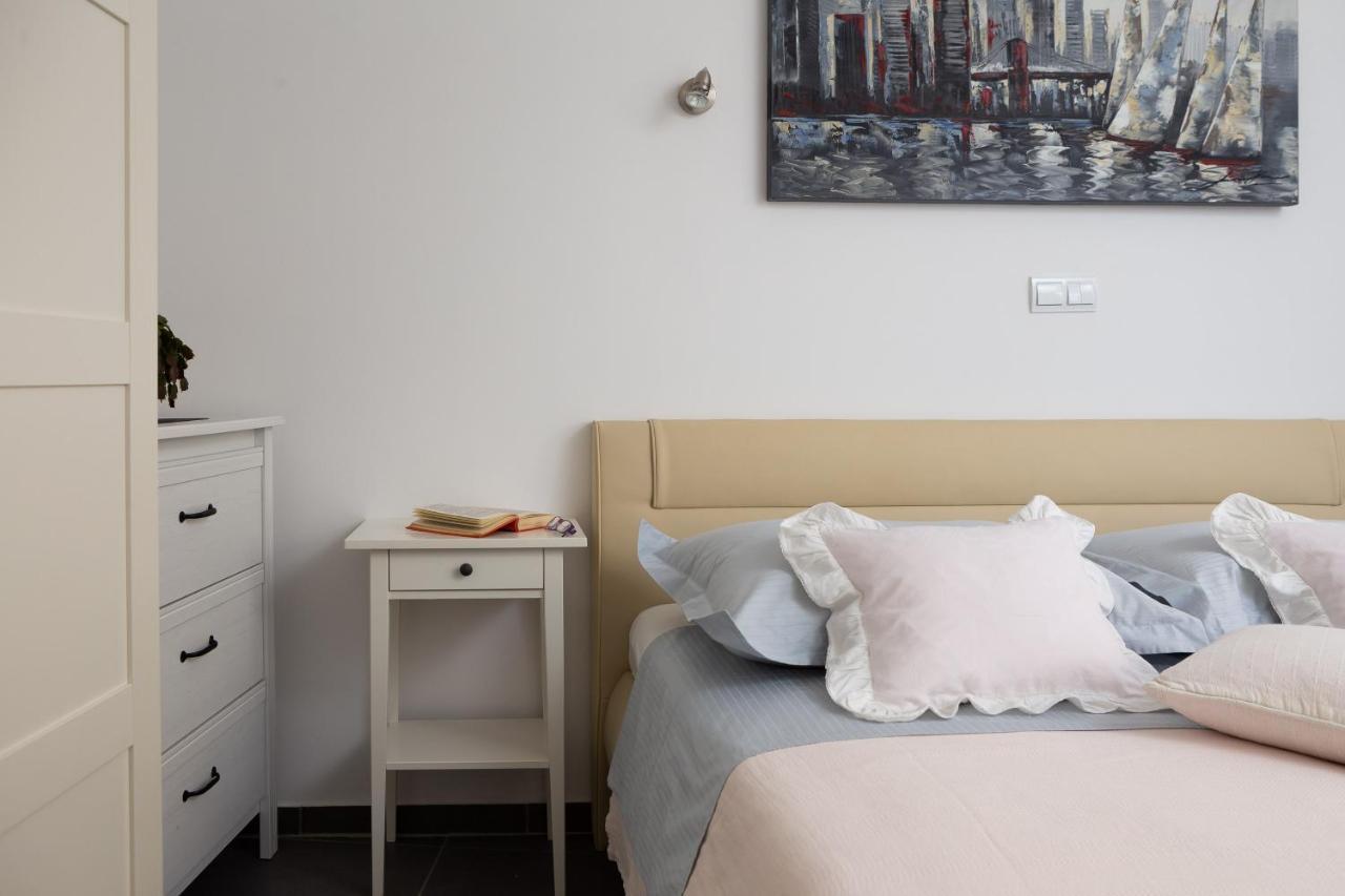 Seaside Apartment Kamelia Mimice Buitenkant foto