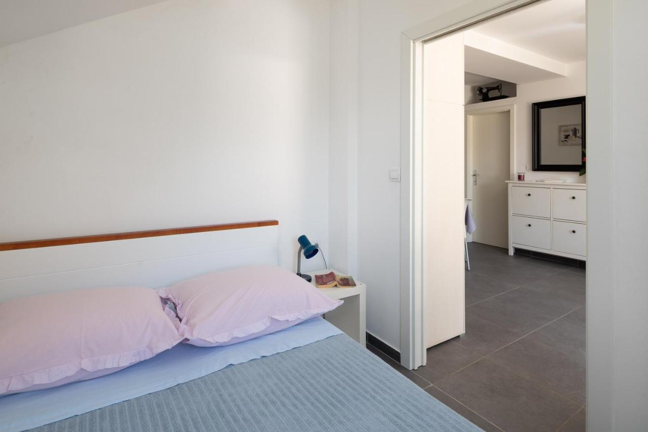 Seaside Apartment Kamelia Mimice Buitenkant foto